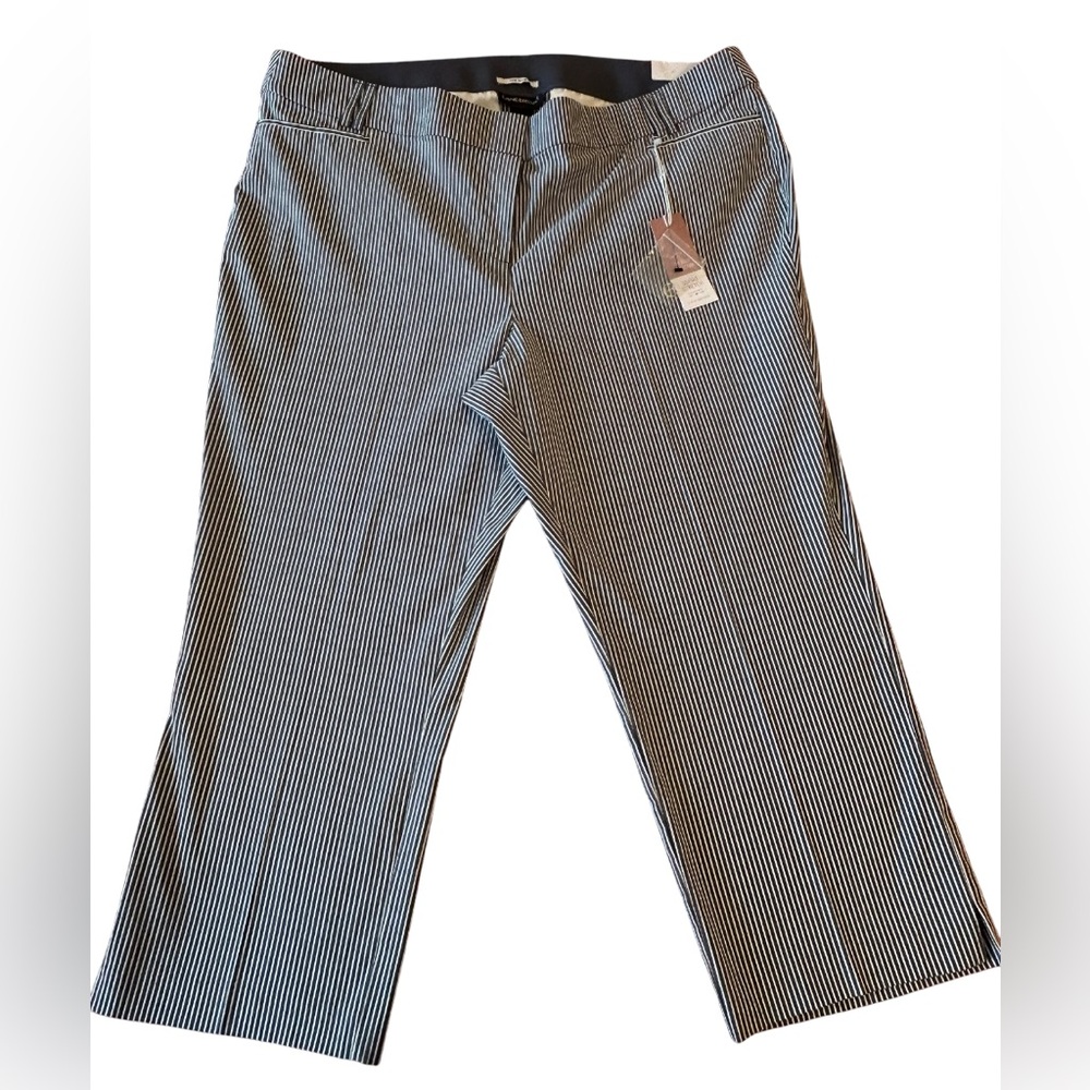 Lane Bryant Allie Crop Pants Size 18 NWT Grey White Pinstripe Workwear